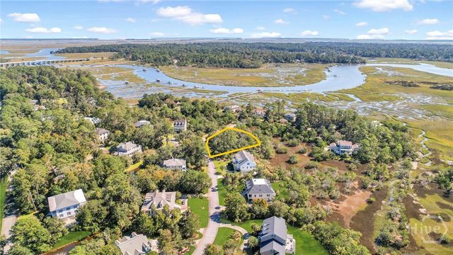 127 Marsh Harbor Drive S, Savannah, GA 31410