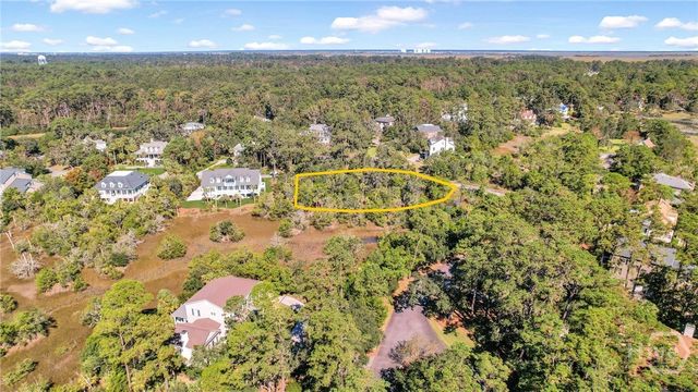 127 Marsh Harbor Drive S, Savannah, GA 31410
