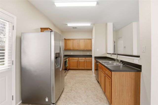 3913 Hawkins Drive, Mckinney, TX 75072