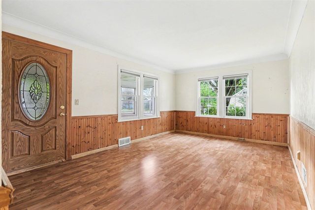 7902 Lovers Lane, Portage, MI 49002