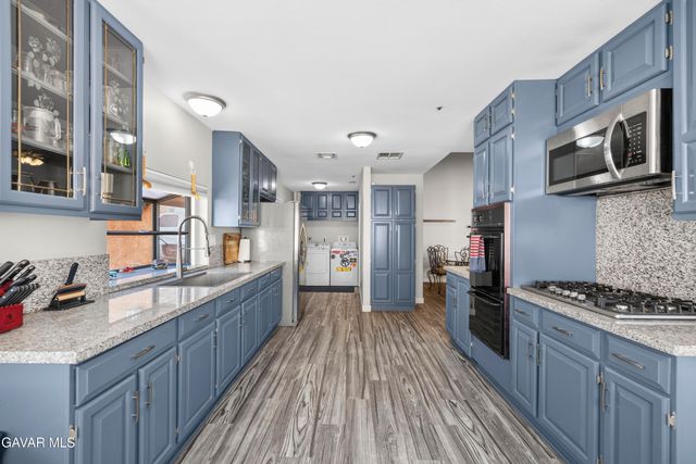 2945 Shannon Valley Road, Acton, CA 93510