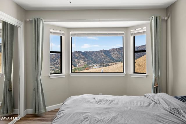 2945 Shannon Valley Road, Acton, CA 93510