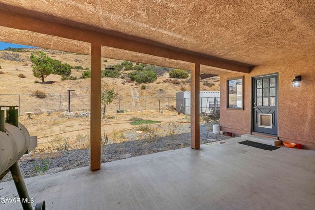 2945 Shannon Valley Road, Acton, CA 93510