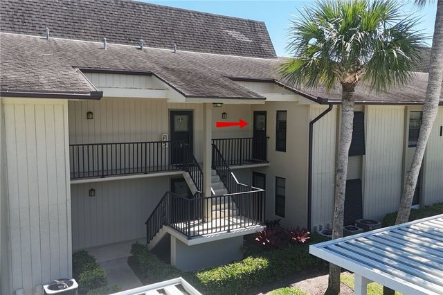 1 Plantation Drive 203, Vero Beach, FL 32966