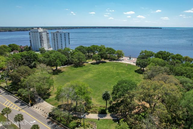 1596 LANCASTER Terrace 1B, Jacksonville, FL 32204