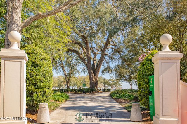 1596 LANCASTER Terrace 1B, Jacksonville, FL 32204