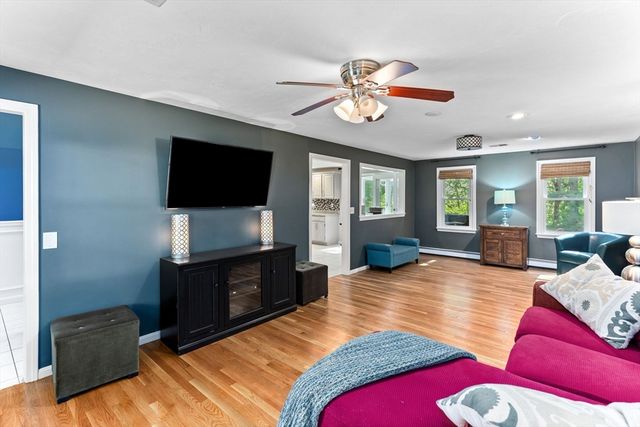 7 Autumn Way, East Bridgewater, MA 02333