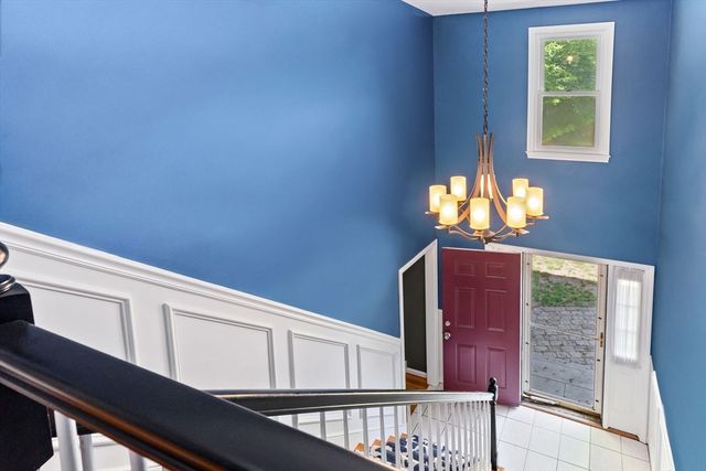 7 Autumn Way, East Bridgewater, MA 02333