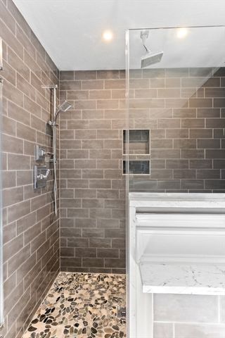 7 Autumn Way, East Bridgewater, MA 02333