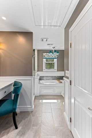 7 Autumn Way, East Bridgewater, MA 02333
