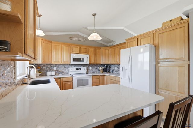7030 MANCHESTER, Summerset, SD 57718