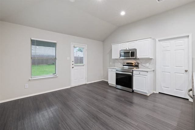 8908 King Ranch Drive, Cross Roads, TX 76227