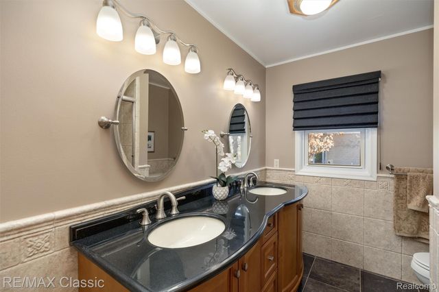 22810 Ennishore, Novi, MI 48375