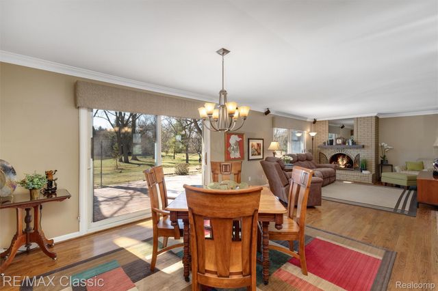 22810 Ennishore, Novi, MI 48375