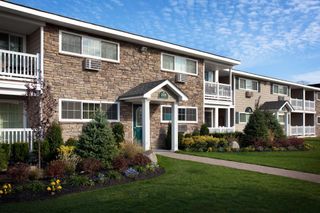 40 Johnson Avenue 3-1D, Sayville, NY 11782