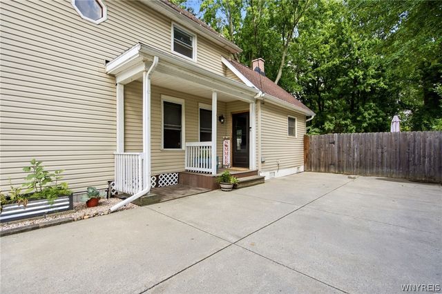 72 Simson Street, Tonawanda, NY 14120