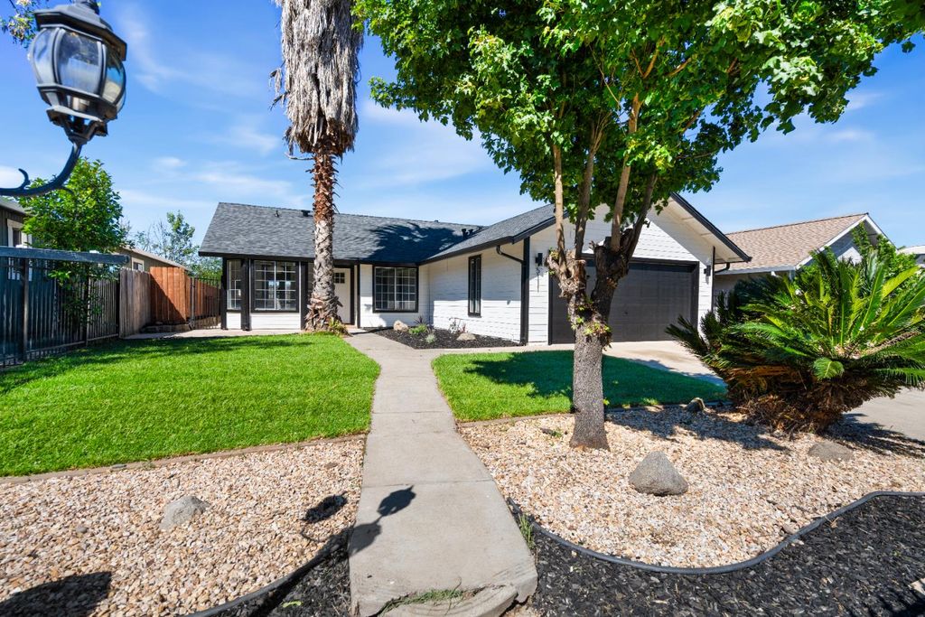 5111 coppersmith ave, Sacramento, CA 95838