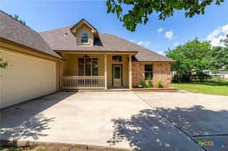53 Tinas Trail, Martindale, TX 78655