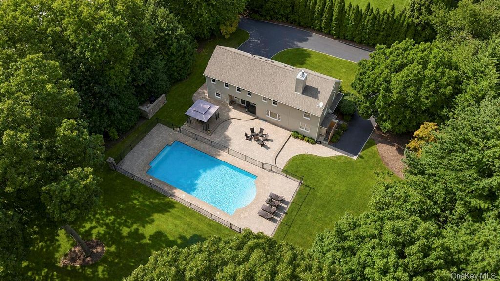 98 Echo Avenue, Miller Place, NY 11764 — photo 5