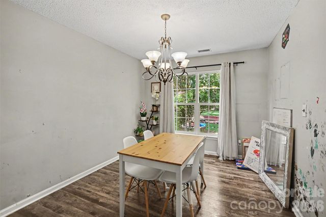 1529 Galesburg Street, Charlotte, NC 28216
