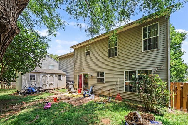 1529 Galesburg Street, Charlotte, NC 28216