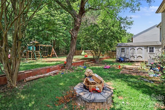 1529 Galesburg Street, Charlotte, NC 28216