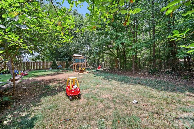 1529 Galesburg Street, Charlotte, NC 28216