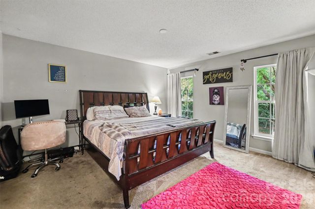 1529 Galesburg Street, Charlotte, NC 28216