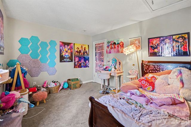 1529 Galesburg Street, Charlotte, NC 28216