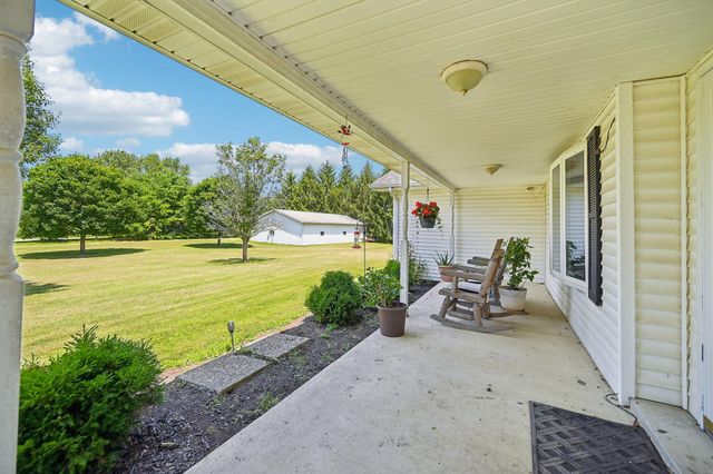 3357 County Road 18 3357 County Road 18, Bellefontaine, OH 43311