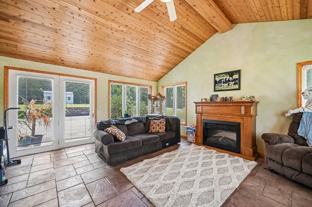3357 County Road 18 3357 County Road 18, Bellefontaine, OH 43311