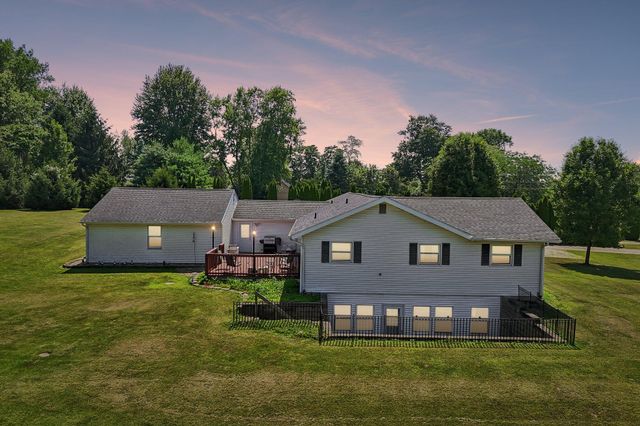 3357 County Road 18 3357 County Road 18, Bellefontaine, OH 43311