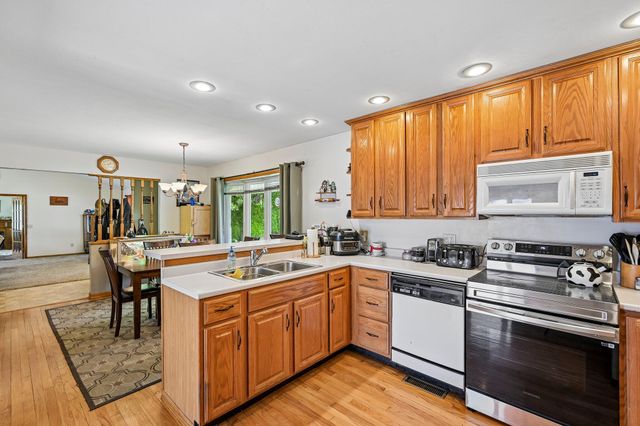 3357 County Road 18 3357 County Road 18, Bellefontaine, OH 43311