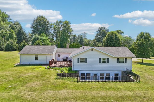 3357 County Road 18 3357 County Road 18, Bellefontaine, OH 43311