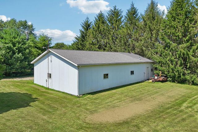 3357 County Road 18 3357 County Road 18, Bellefontaine, OH 43311