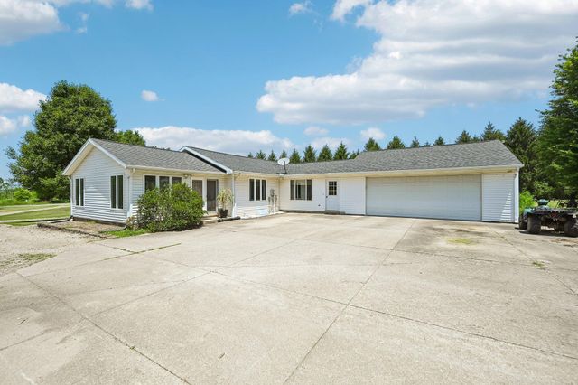 3357 County Road 18 3357 County Road 18, Bellefontaine, OH 43311