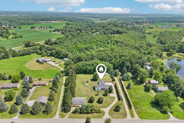 3357 County Road 18 3357 County Road 18, Bellefontaine, OH 43311