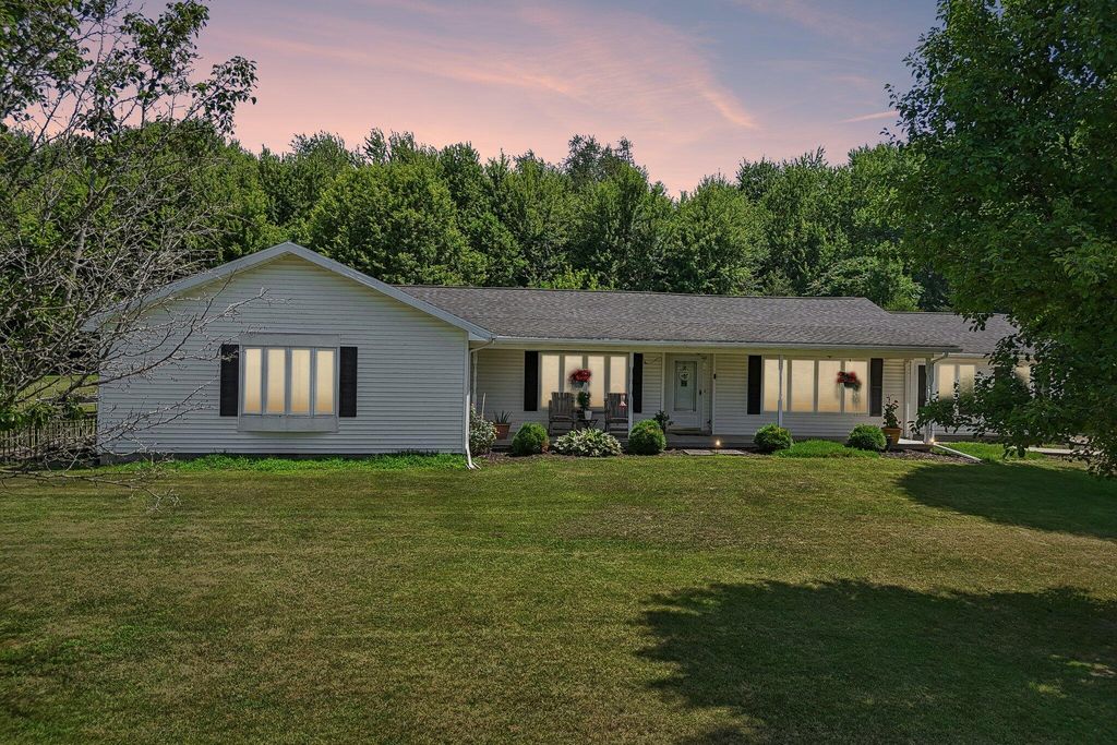 3357 County Road 18 3357 County Road 18, Bellefontaine, OH 43311