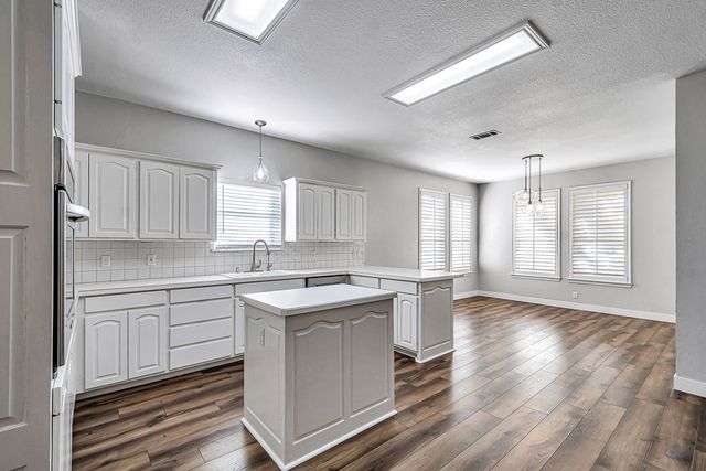 5604 Grassland Blvd, Midland, TX 79707