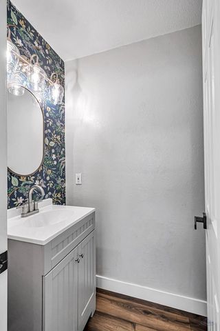 5604 Grassland Blvd, Midland, TX 79707