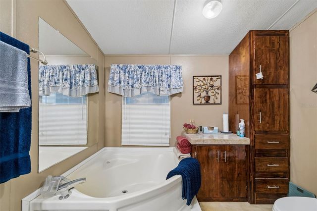 12701 126TH AVENUE 63, Largo, FL 33774