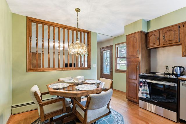 3306 53rd Avenue N, Brooklyn Center, MN 55429