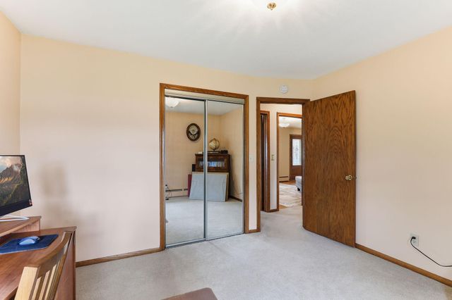 3306 53rd Avenue N, Brooklyn Center, MN 55429