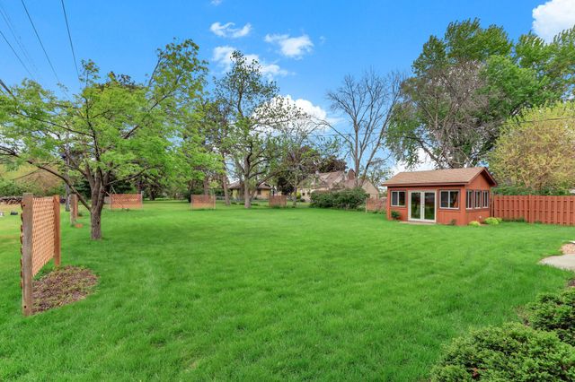 3306 53rd Avenue N, Brooklyn Center, MN 55429