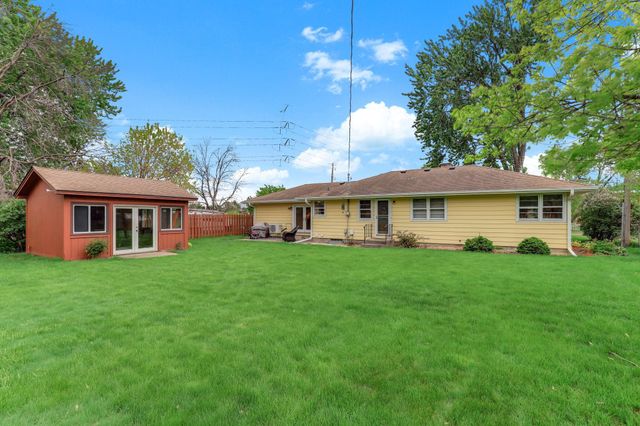 3306 53rd Avenue N, Brooklyn Center, MN 55429