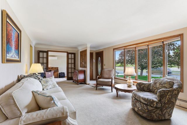 3306 53rd Avenue N, Brooklyn Center, MN 55429
