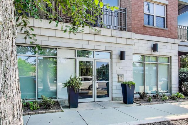 1155 W Roosevelt Road 412, Chicago, IL 60608