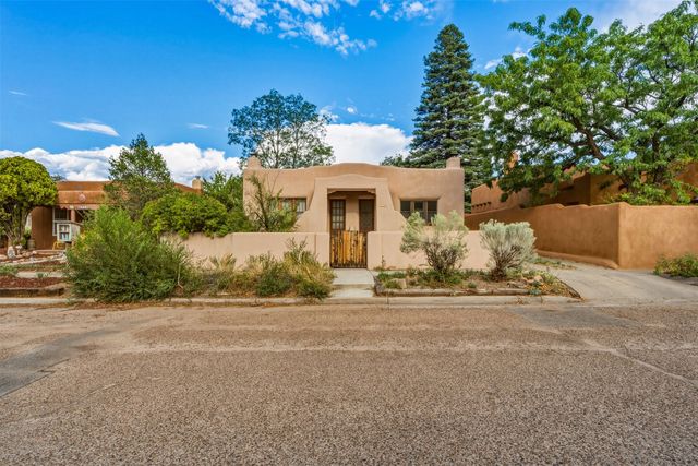 815 Allendale Street, Santa Fe, NM 87505