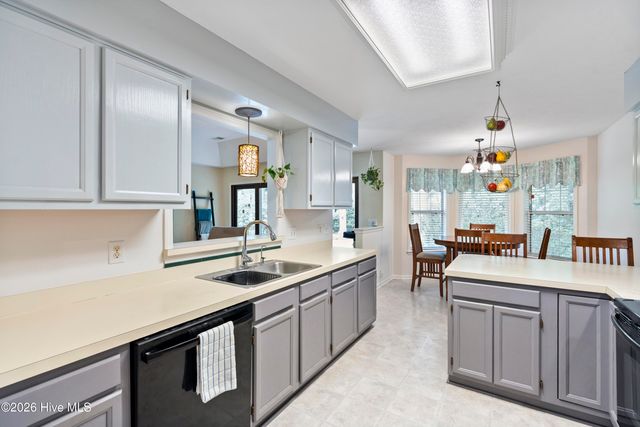 33 Carolina Shores Parkway, Carolina Shores, NC 28467