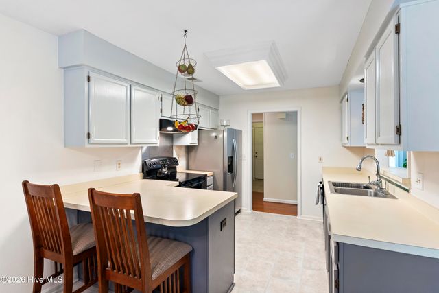 33 Carolina Shores Parkway, Carolina Shores, NC 28467